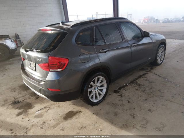 2015 BMW X1 WBAVM5C51FVV94069 Photo 3