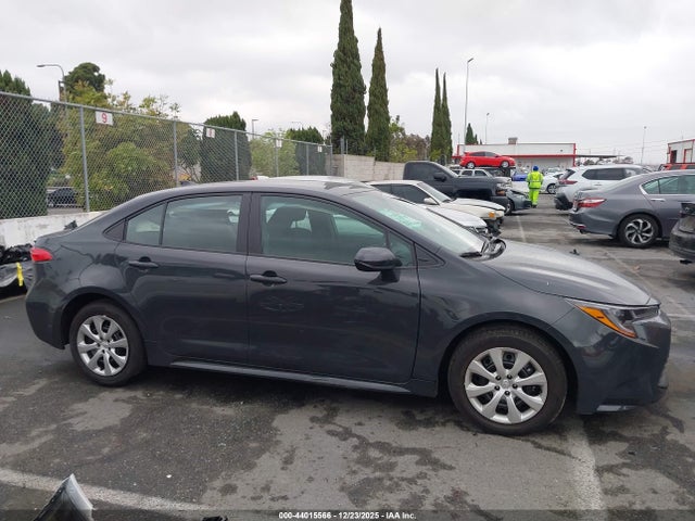 5YFB4MDE3SP349432 Toyota COROLLA LE