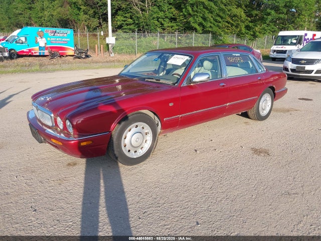 2000 JAGUAR XJ8 SAJDA24C4YLF13846 Photo 1