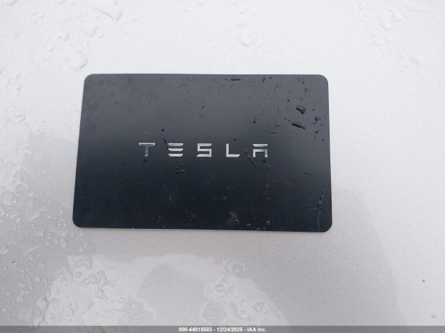 2025 TESLA MODEL 3 5YJ3E1ET8SF973817 Photo 10