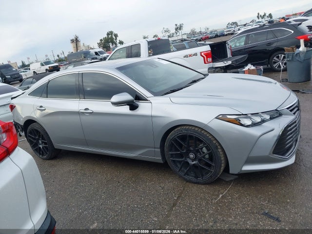 4T1BZ1FBXKU006666 Toyota AVALON XLE