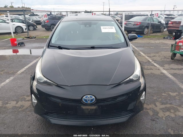 JTDKARFU7G3015804 Toyota Prius Four Touring