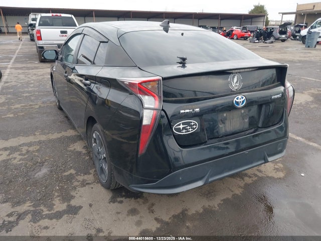 JTDKARFU7G3015804 Toyota Prius Four Touring