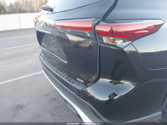 5TDLZRAH3NS134856 Toyota Highlander Xse