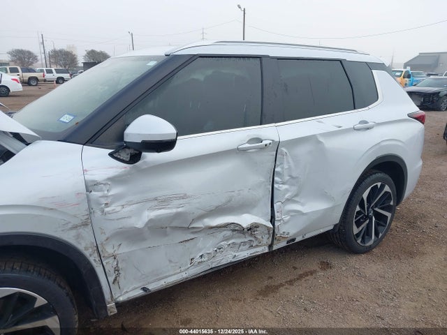 2022 MITSUBISHI OUTLANDER JA4J3VA8XNZ092275 Photo 5