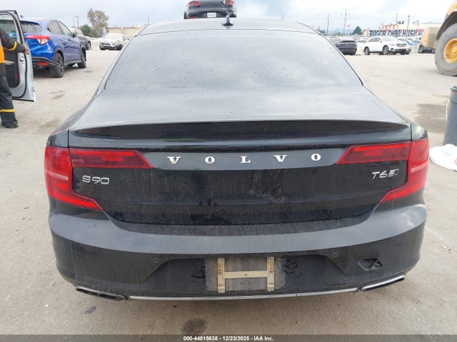 LVY992ML8JP038901 Volvo S90 T6 Inscription