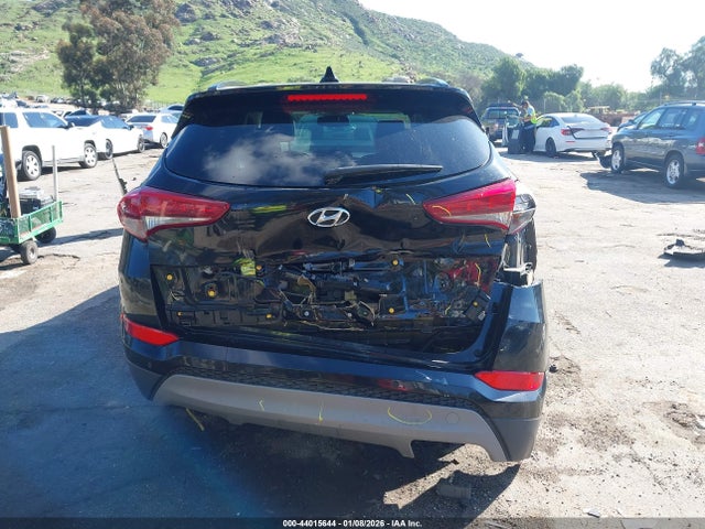 KM8J33A27JU759487 Hyundai Tucson Limited