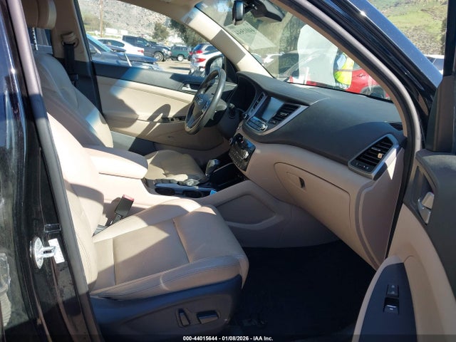 KM8J33A27JU759487 Hyundai Tucson Limited