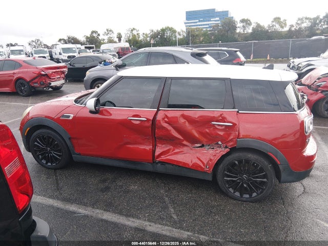 Mini Clubman Cooper 2016 WMWLN5C56G2E30343 Image 15