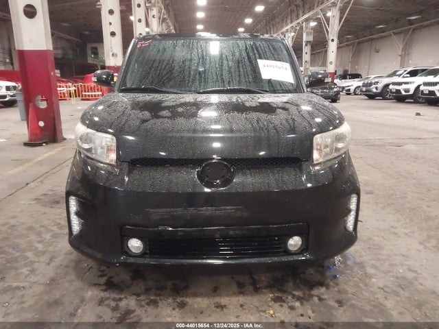 Scion XB 2015 JTLZE4FE9FJ070719 Image 13