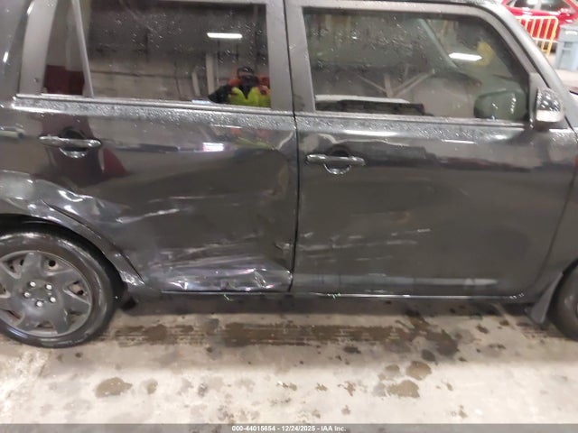Scion XB 2015 JTLZE4FE9FJ070719 Image 6
