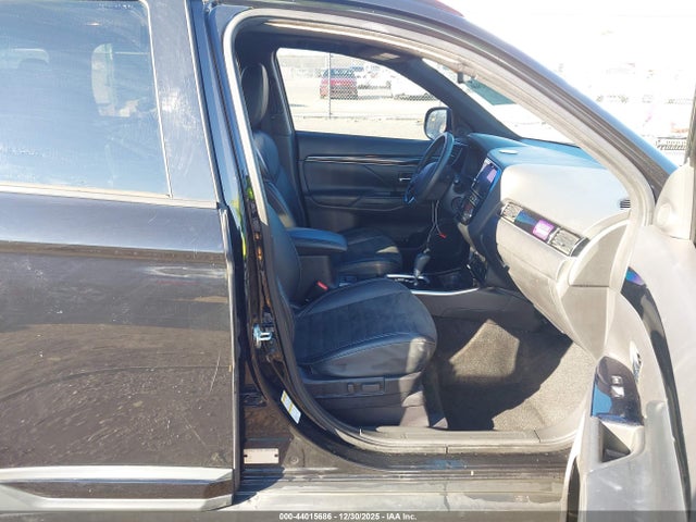 2019 MITSUBISHI OUTLANDER JA4AD3A33KZ025292 Photo 4