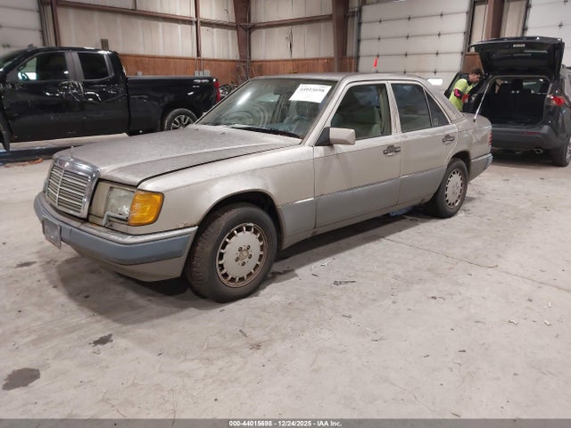 1990 MERCEDES-BENZ 300 WDBEA30D9LB270505 Photo 1