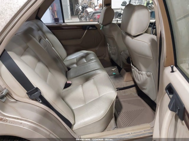 1990 MERCEDES-BENZ 300 WDBEA30D9LB270505 Photo 7