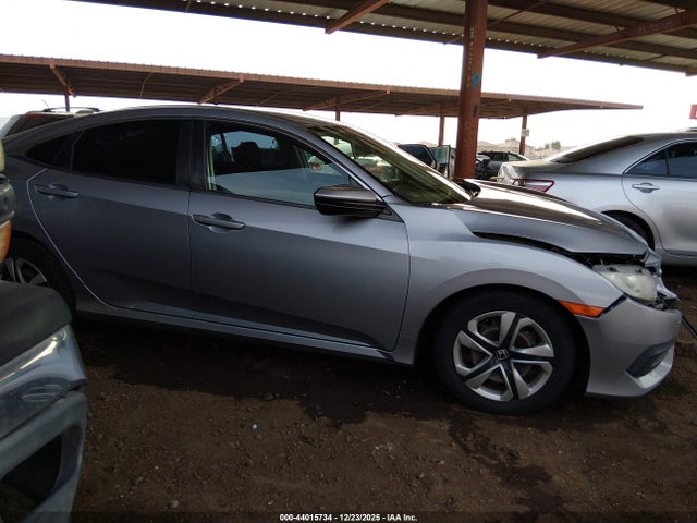 2HGFC2F54JH528543 Honda Civic Lx