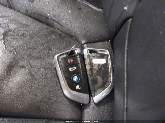 2016 BMW X1 WBXHT3Z31G4A51802 Photo 10