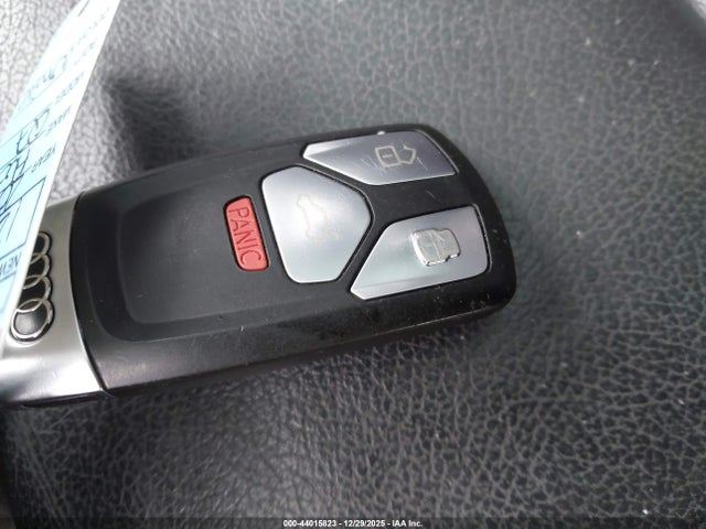 2017 AUDI Q7 WA1LAAF70HD035866 Photo 10