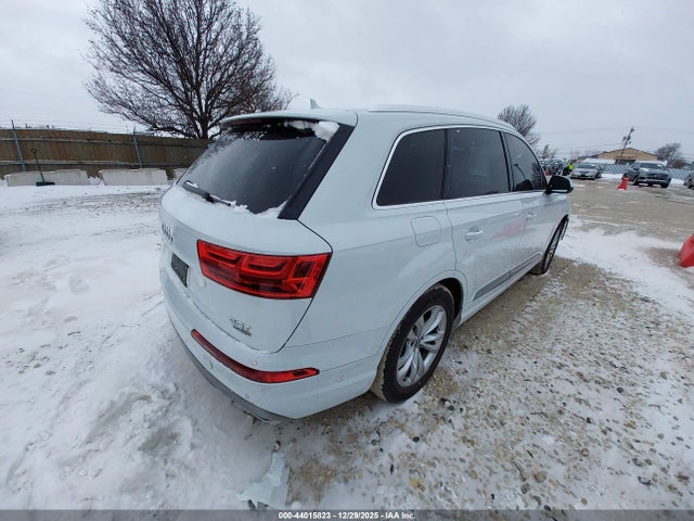 2017 AUDI Q7 WA1LAAF70HD035866 Photo 3