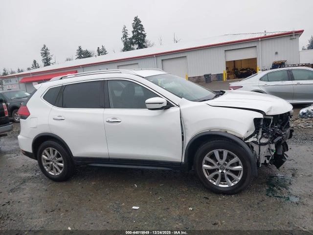 Nissan ROGUE SV 2017 JN8AT2MT2HW151625 Image 14