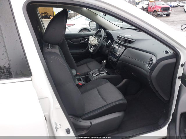 Nissan ROGUE SV 2017 JN8AT2MT2HW151625 Image 18