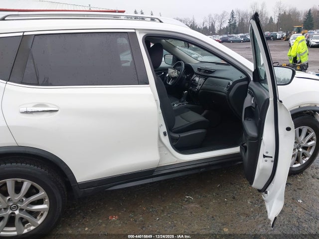 Nissan ROGUE SV 2017 JN8AT2MT2HW151625 Image 5