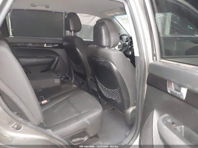 5XYKT3A68EG479368 KIA SORENTO LX