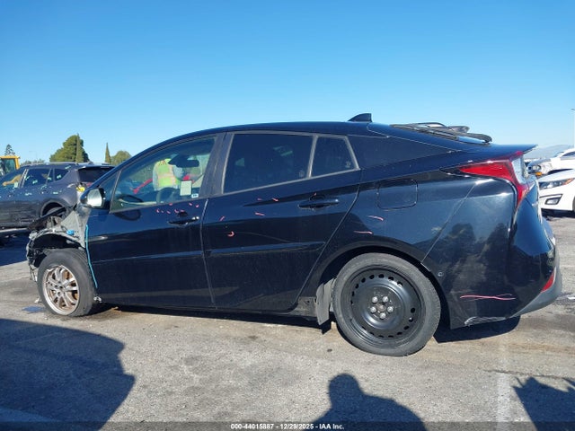 JTDKARFU6L3111272 Toyota Prius Le