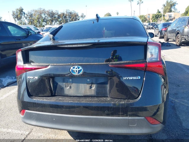 JTDKARFU6L3111272 Toyota Prius Le