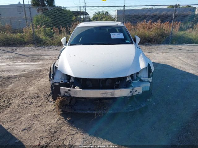 2016 LEXUS IS 200T JTHBA1D23G5021346 Photo 5