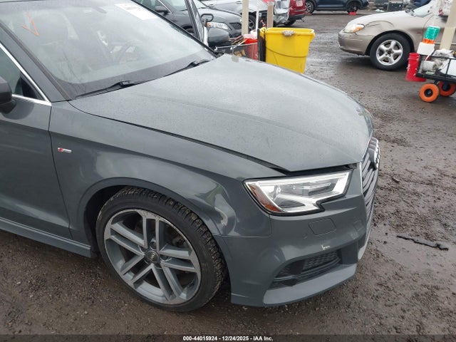 2017 AUDI A3 WAUJ8GFF8H1047670 Photo 5