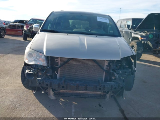 Продажа на аукционе авто 2013 Chrysler Town & Country Limited, vin: 2C4RC1GG4DR590030, номер лота: 44015925