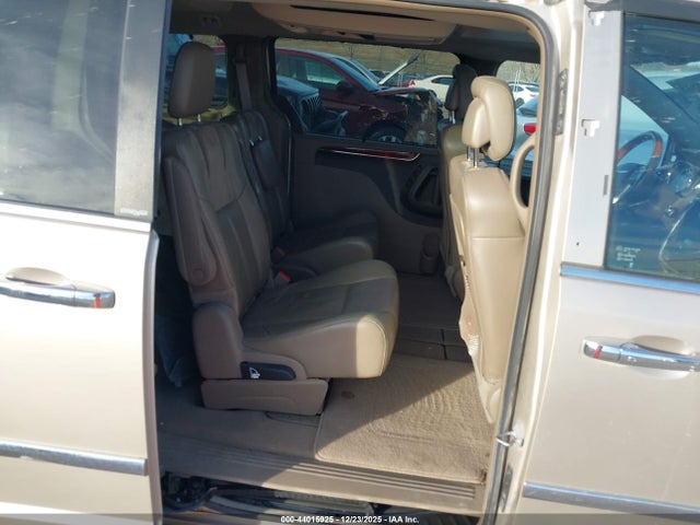 Продажа на аукционе авто 2013 Chrysler Town & Country Limited, vin: 2C4RC1GG4DR590030, номер лота: 44015925