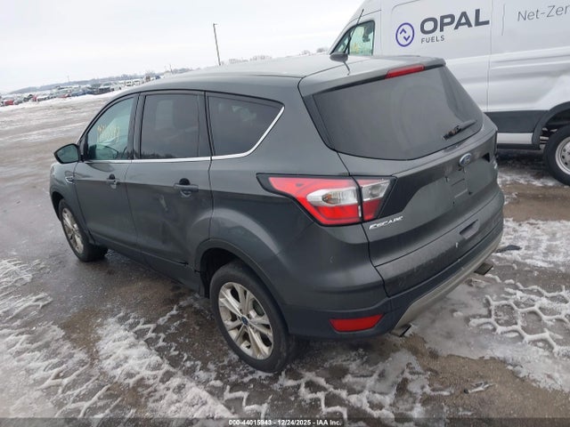 Ford ESCAPE SE 2017 1FMCU9GD3HUC26032 Image 3