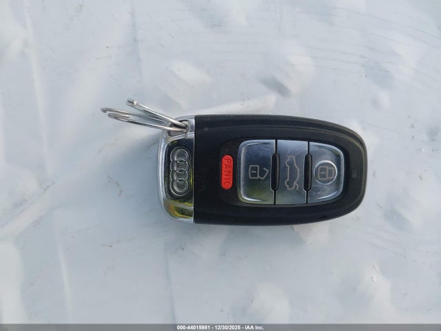 2012 AUDI A4 WAUWFAFLXCA112896 Photo 10