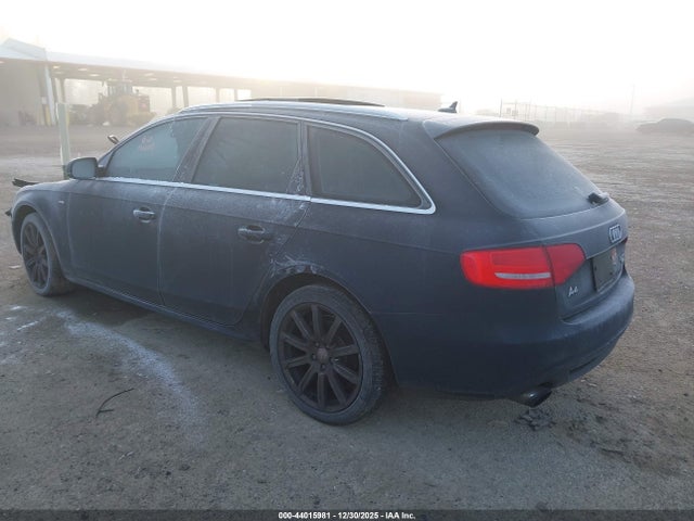 2012 AUDI A4 WAUWFAFLXCA112896 Photo 2