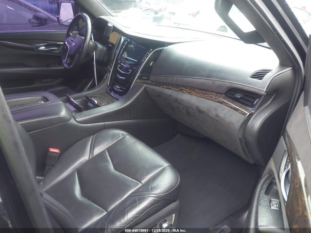 2015 CADILLAC ESCALADE ESV 1GYS4UKJ3FR669937 Photo 4