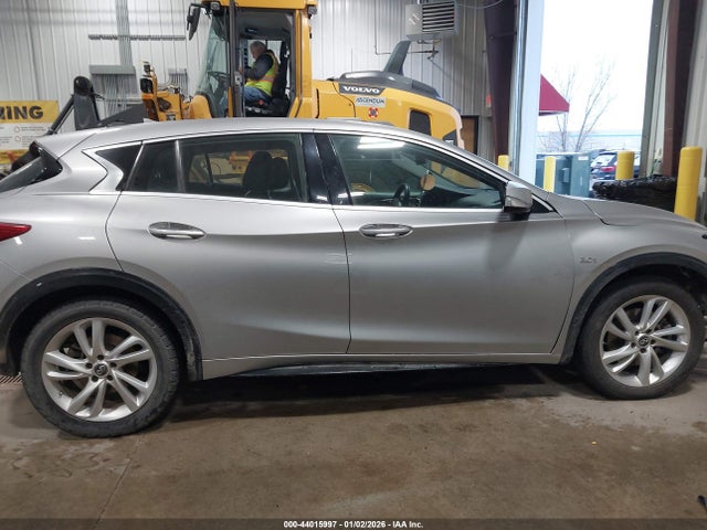 Aukcja sprzedaży 2017 Infiniti Qx30, vin: SJKCH5CP2HA033404, numer aukcji: 44015997