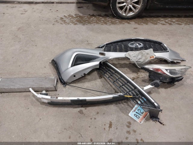 Aukcja sprzedaży 2017 Infiniti Qx30, vin: SJKCH5CP2HA033404, numer aukcji: 44015997