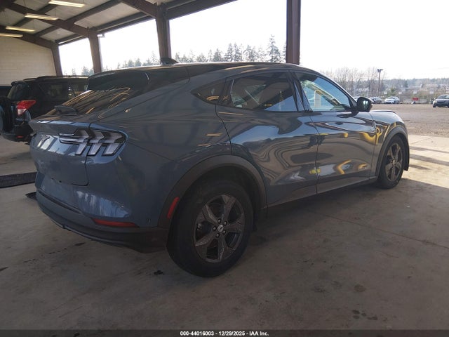 Ford Mustang Mach-e Select 2023 3FMTK1S54PMB00983 Image 4