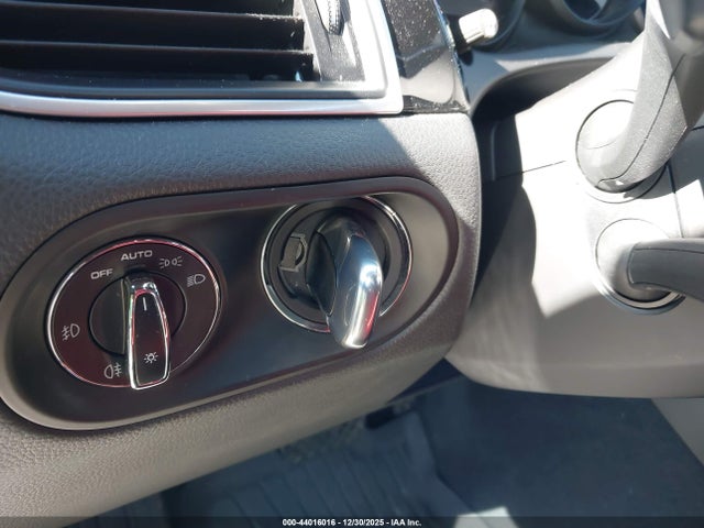 2018 PORSCHE MACAN WP1AB2A53JLB30504 Photo 10