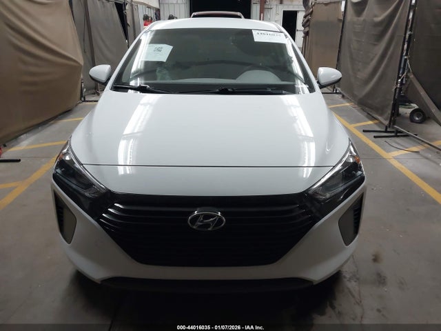 KMHC65LC8KU131313 Hyundai Ioniq Hybrid Blue
