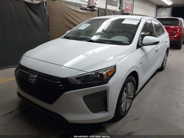 KMHC65LC8KU131313 Hyundai Ioniq Hybrid Blue