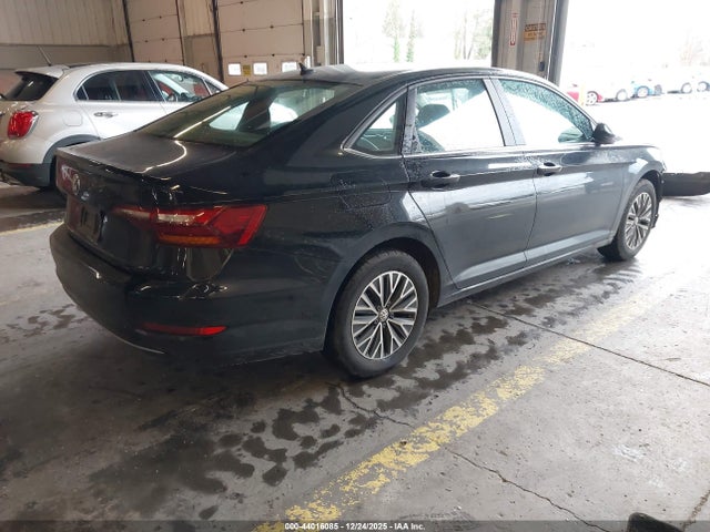 3VWC57BU9KM051260 Volkswagen Jetta 1.4t R-line/1.4t S/1.4t Se