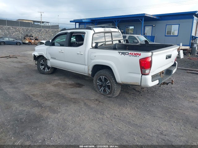 3TMCZ5AN1GM021845 Toyota Tacoma Trd Sport