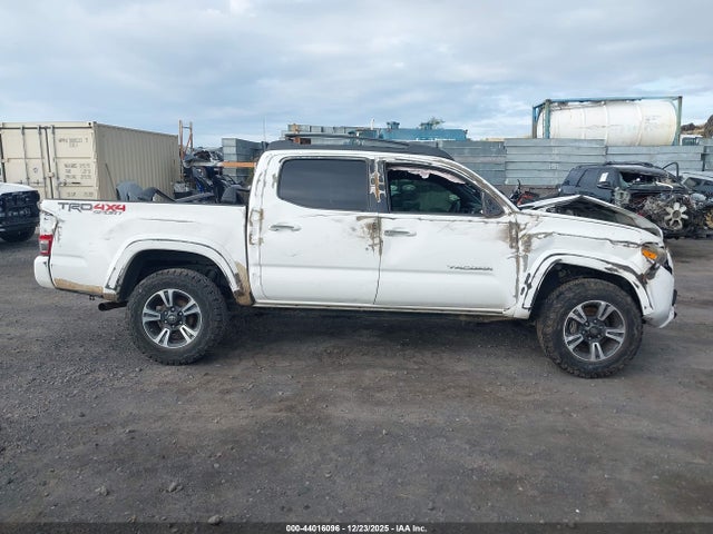 3TMCZ5AN1GM021845 Toyota Tacoma Trd Sport