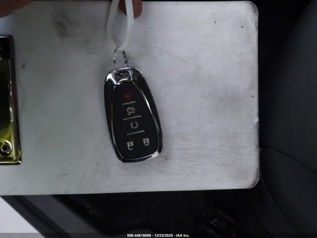 1G1ZD5ST6NF127963 Chevrolet Malibu Fwd Lt