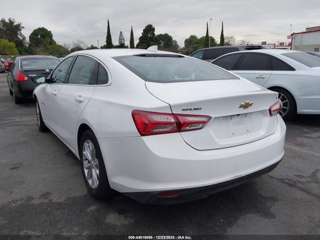 1G1ZD5ST6NF127963 Chevrolet Malibu Fwd Lt