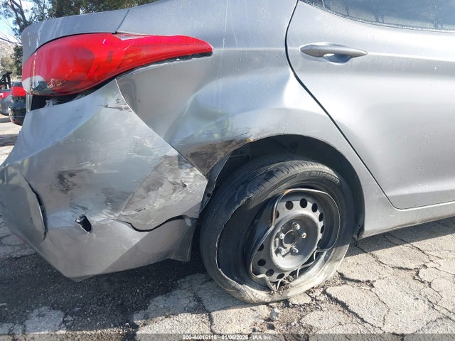 2012 HYUNDAI ELANTRA 5NPDH4AE8CH147718 Photo 5