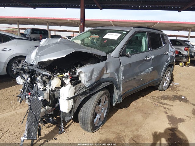 Jeep Compass Latitude 4x4 2022 3C4NJDBB0NT233072 Image 2
