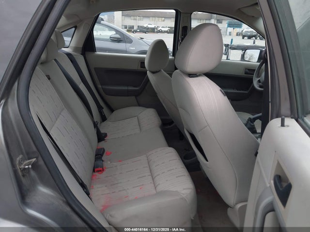 2011 FORD FOCUS 1FAHP3FN0BW142096 Photo 7
